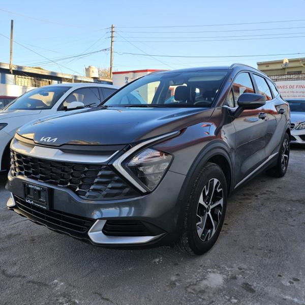 Kia Sportage LX 2023, color Gris, 28,193 km, en Seminuevos Baja